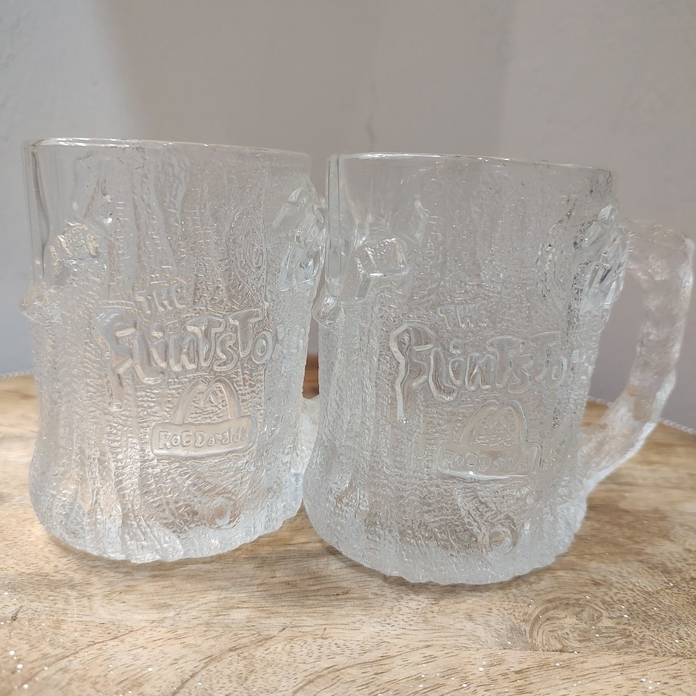 1993 The Flintstones McDonald's Glass Mugs ‎ Complete Set Of 2Clear Embossed